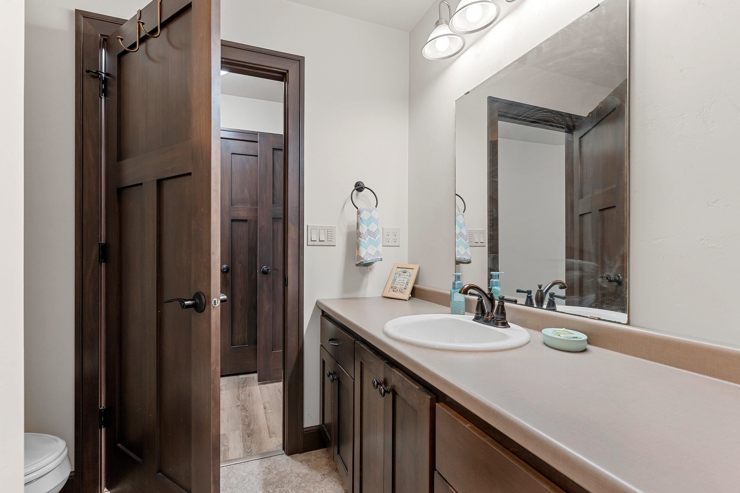 4813 Edgewater Beach Road Green Bay, WI 54311 - Photo 41 of 86