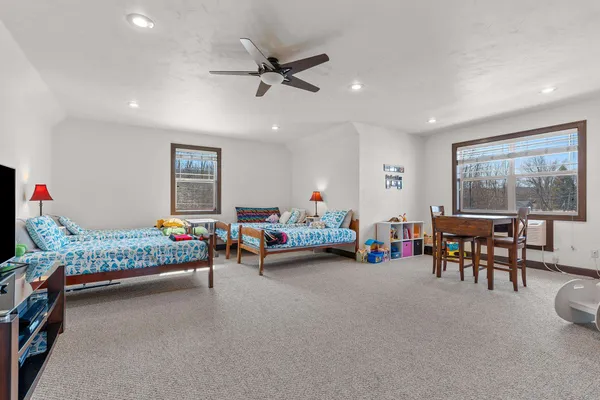 $899,900 | 4813 Edgewater Beach Road, Green Bay, WI 54311