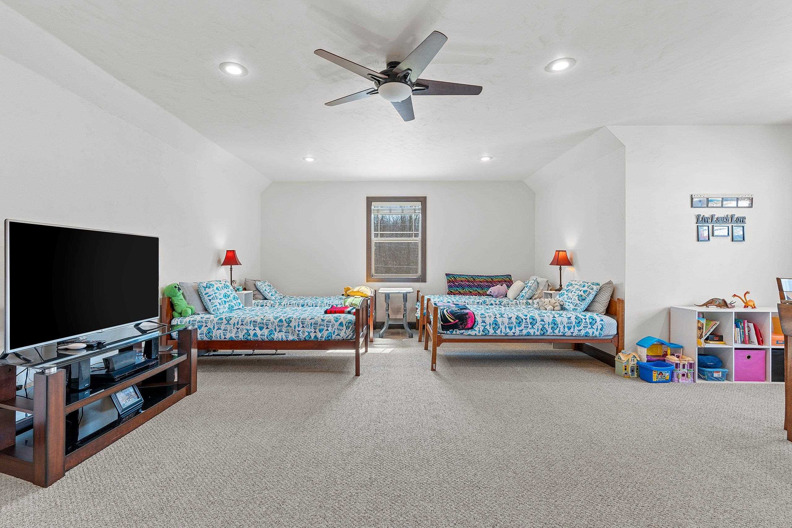 4813 Edgewater Beach Road Green Bay, WI 54311 - Photo 43 of 86