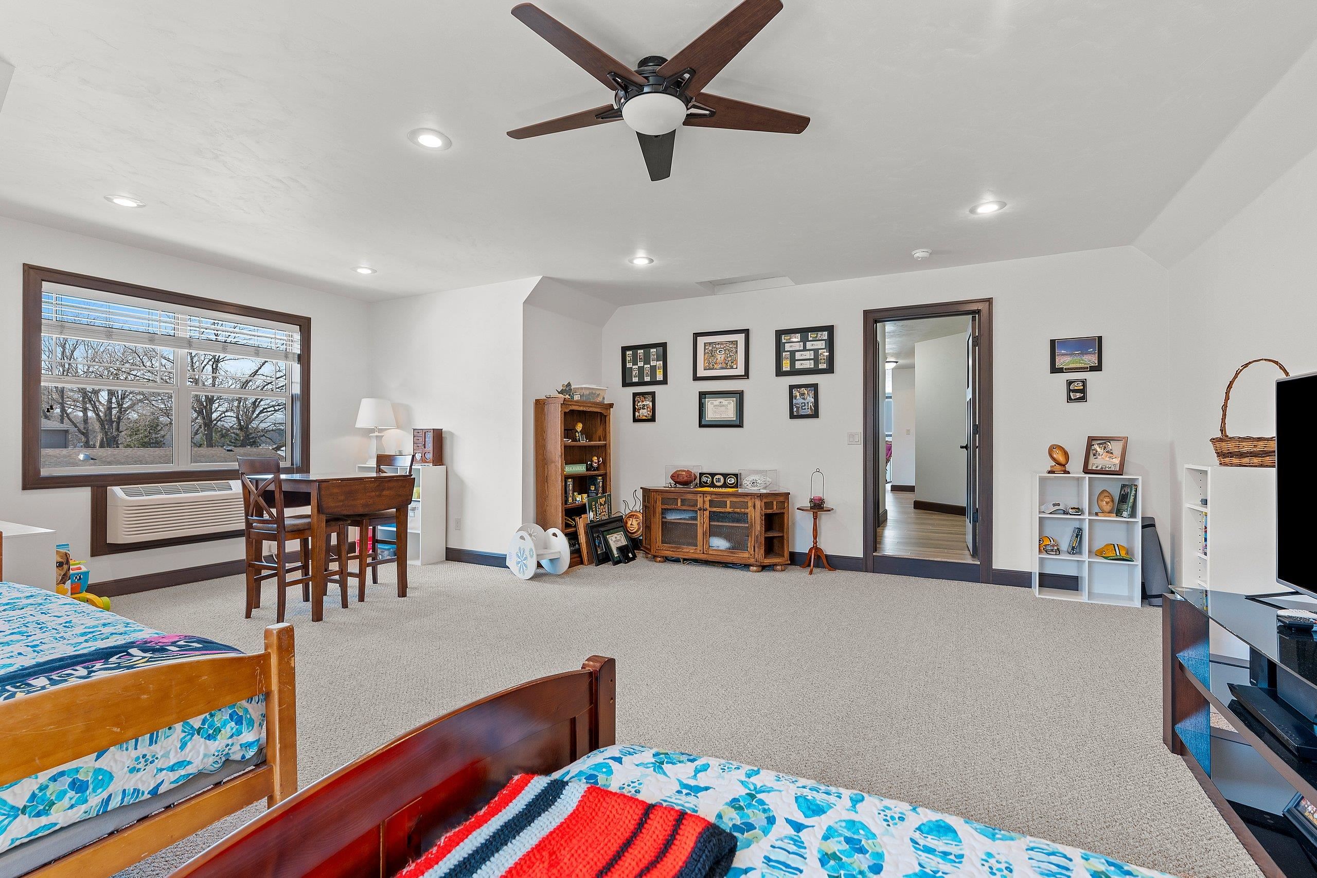 4813 Edgewater Beach Road Green Bay, WI 54311 - Photo 44 of 86