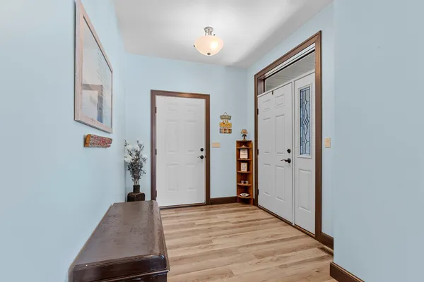 $899,900 | 4813 Edgewater Beach Road, Green Bay, WI 54311