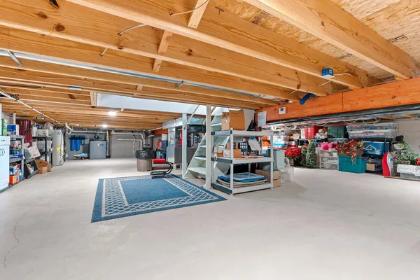 $899,900 | 4813 Edgewater Beach Road, Green Bay, WI 54311