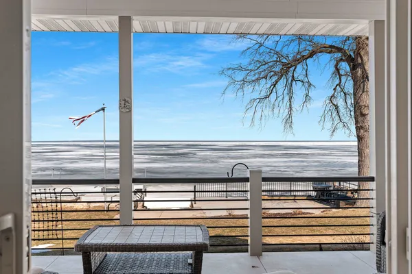 $899,900 | 4813 Edgewater Beach Road, Green Bay, WI 54311