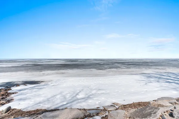 $899,900 | 4813 Edgewater Beach Road, Green Bay, WI 54311