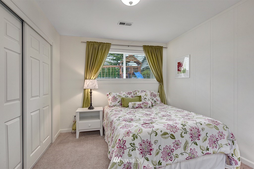 1004 South 31st Court Renton, WA 98055 - Photo 13 of 23 Gallery Image 13