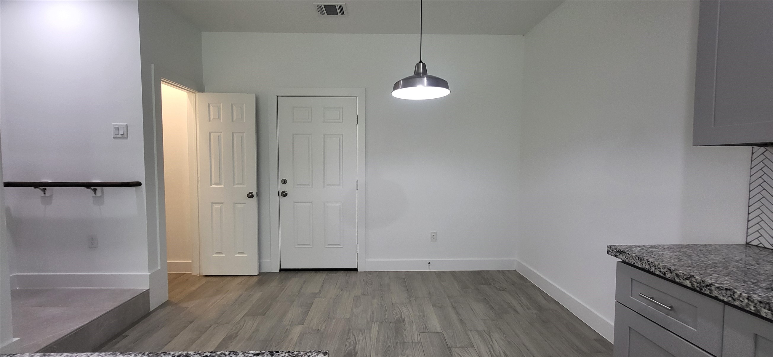 8308 Prairie View Drive Houston, TX 77088 - Photo 11 of 25