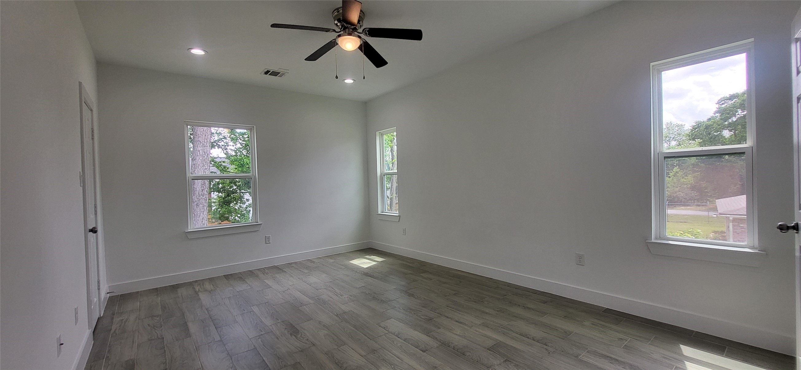 8308 Prairie View Drive Houston, TX 77088 - Photo 12 of 25