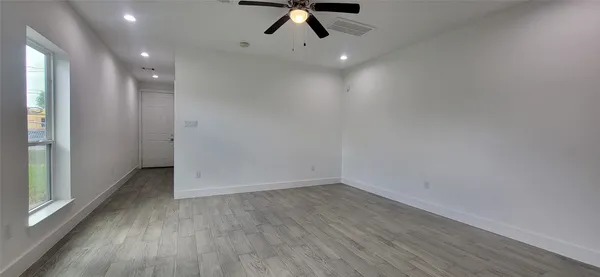 $2,200 | 8308 Prairie View Drive, Houston, TX 77088