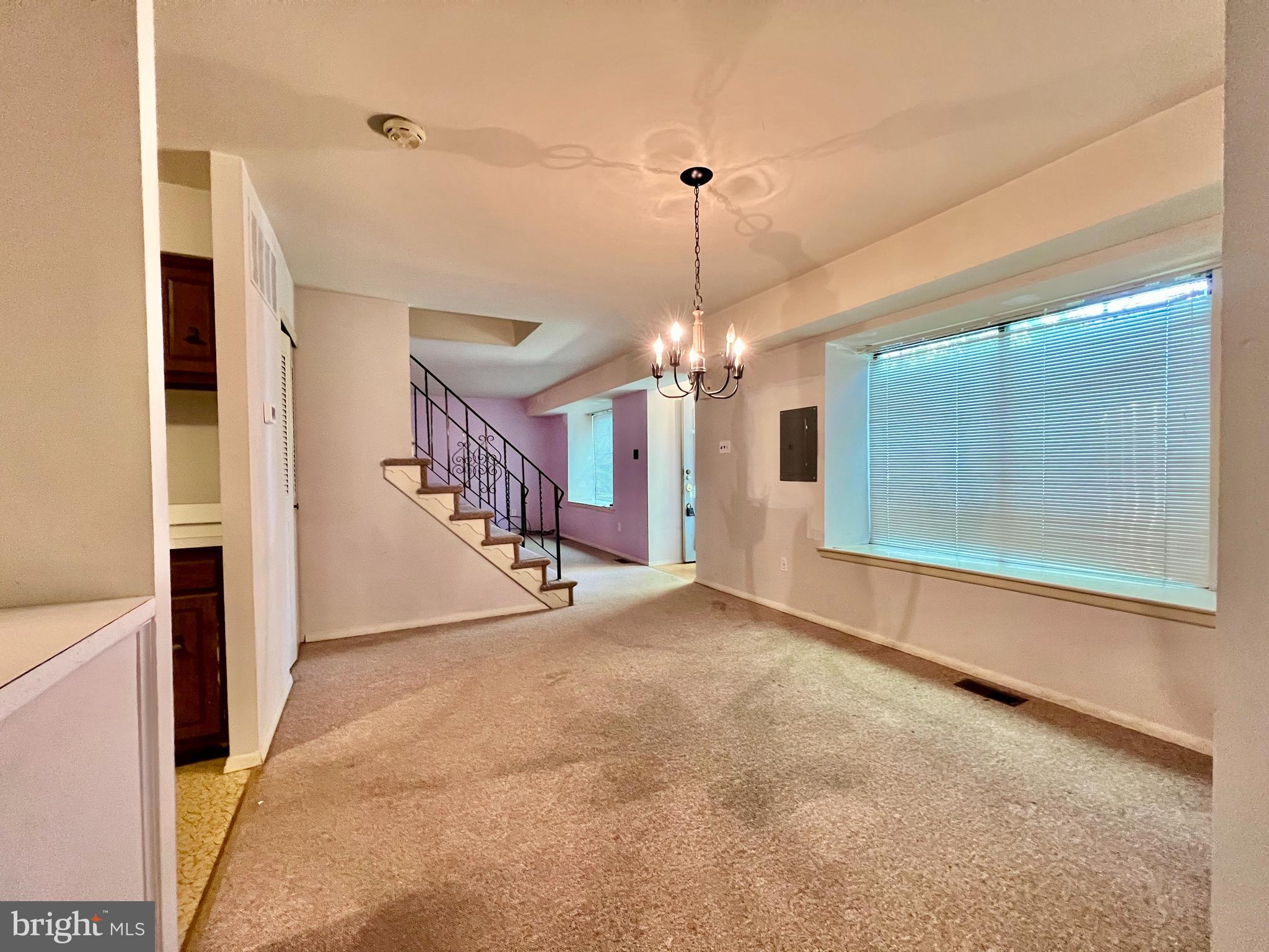 22 Fitzwatertown Road, Unit D8 Willow Grove, PA 19090 - Photo 7 of 34 Dining room