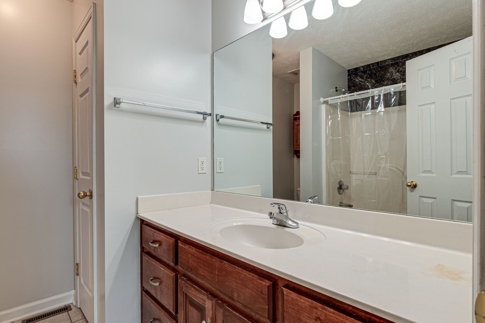 300 Blackey Bandy Road Bethpage, TN 37022 - Photo 15 of 24 Gallery Image 15