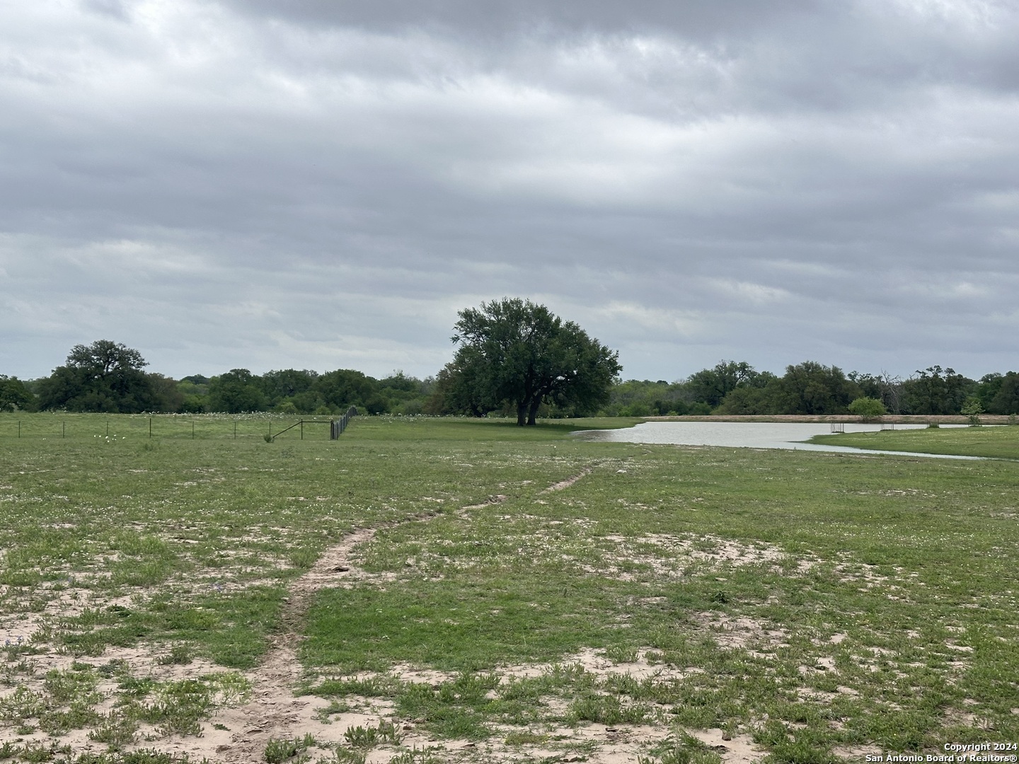 Tbd (tr 5 West Gates Valley Road Poteet, TX 78065 - Photo 5 of 6