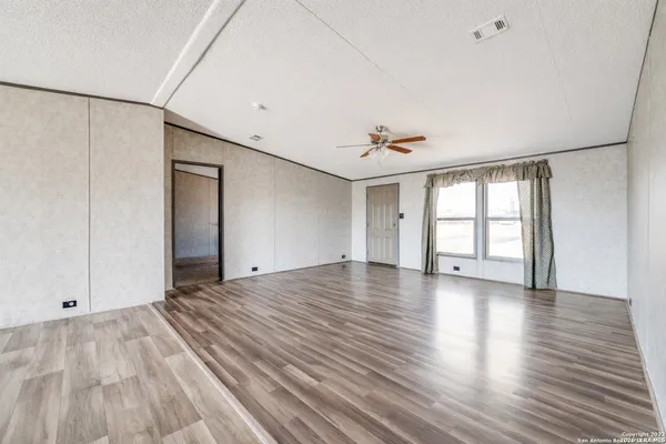 $240,000 | 401 Ala Blanca Drive, Lytle, TX 78052