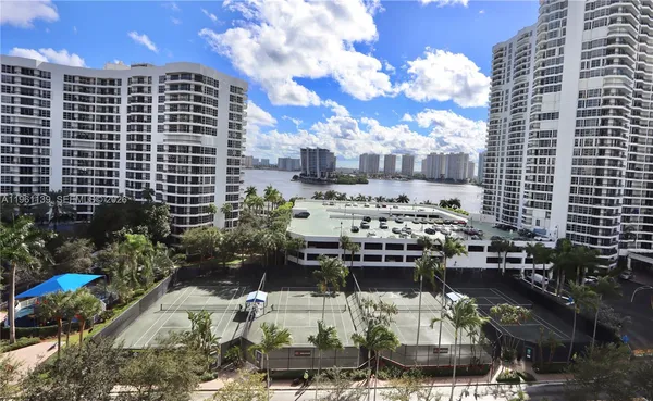 $2,000 | 3575 Mystic Pointe Drive, Aventura, FL 33180