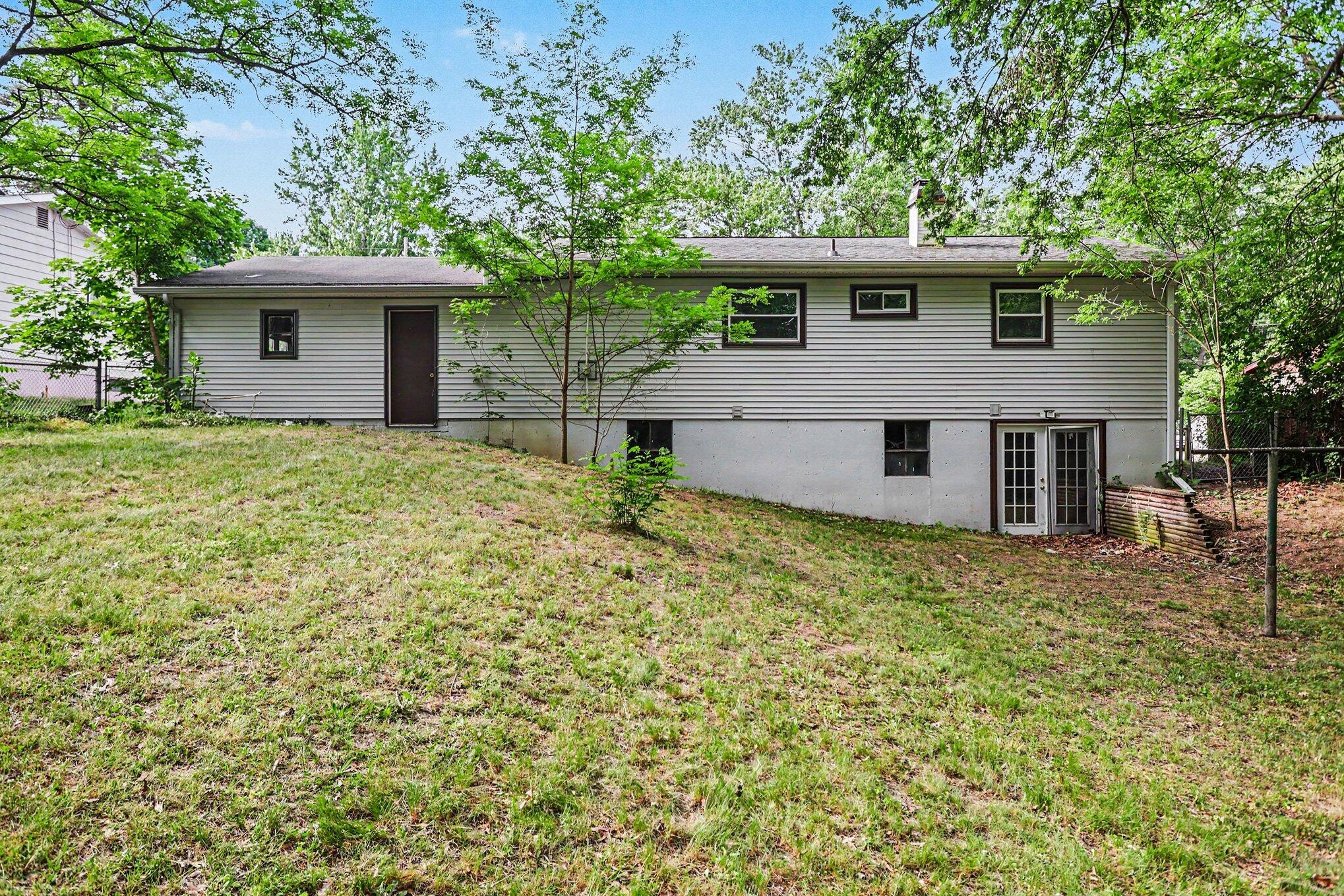 168 Homecrest Road Battle Creek, MI 49037 - Photo 22 of 24 024_file_4410