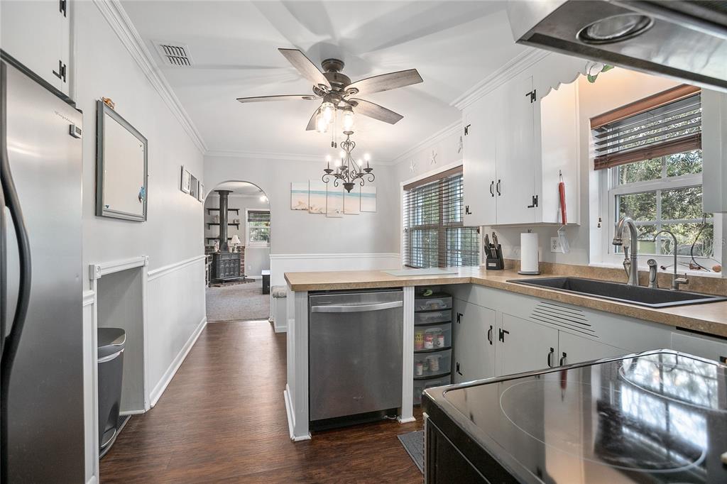 2448 Dartmouth Road Deland, FL 32724 - Photo 7 of 24