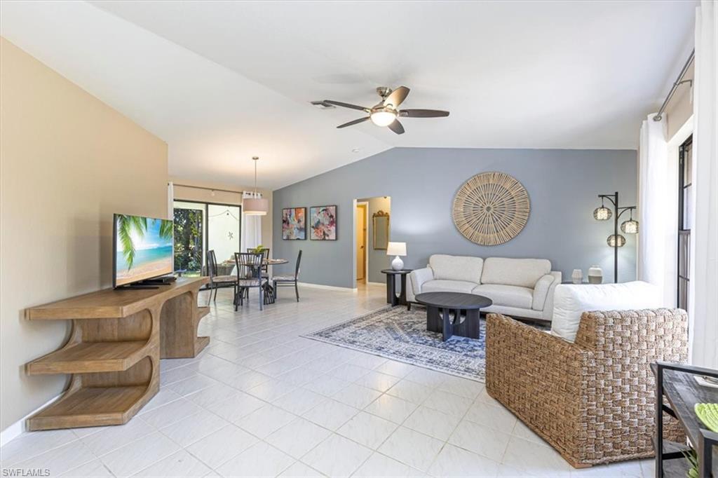 124 Versailles Circle Naples, FL 34112 - Photo 3 of 19