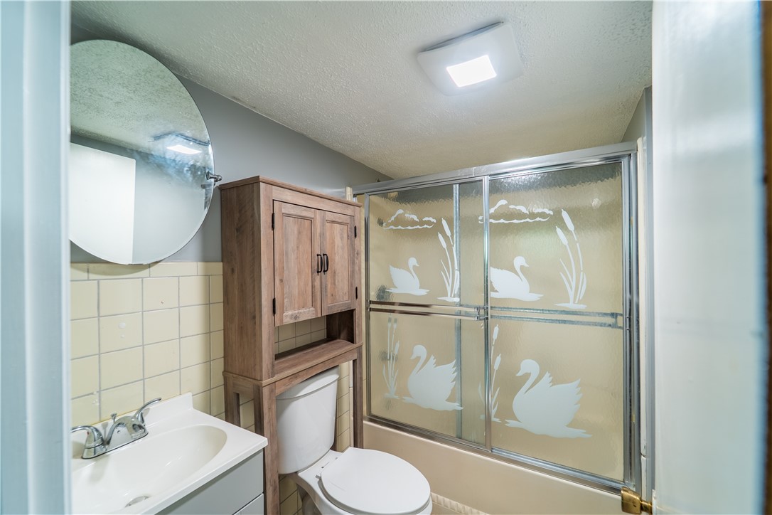18 Dunnell Avenue Pawtucket, RI 02860 - Photo 23 of 37