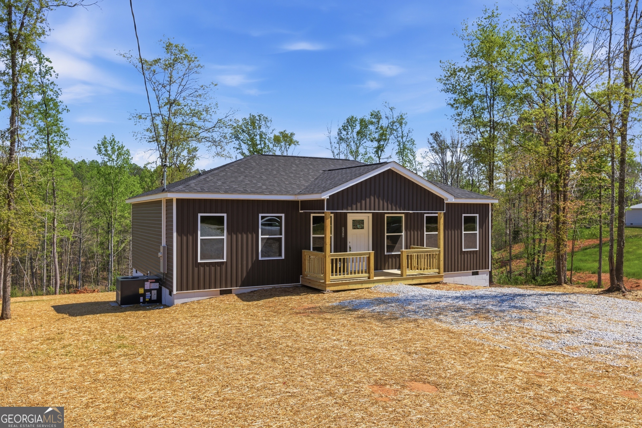 2254 Tower Road Martin, GA 30557 - Photo 3 of 31