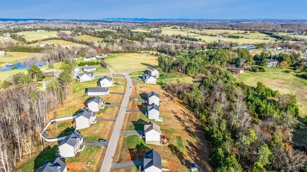 $439,900 | 1110 Lochwood Hl Drive, Goode, VA 24556