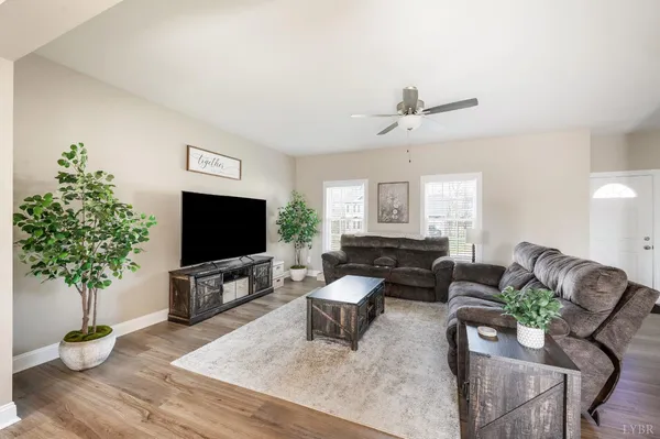 $439,900 | 1110 Lochwood Hl Drive, Goode, VA 24556