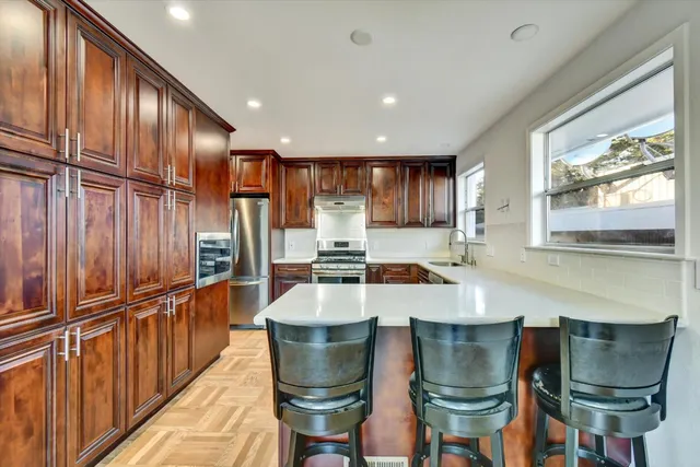 $1,398,000 | 16 Christopher Court, Daly City, CA 94015