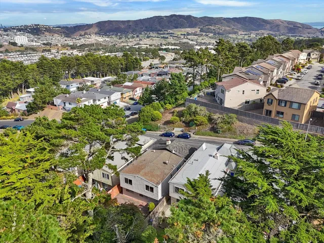 $1,398,000 | 16 Christopher Court, Daly City, CA 94015