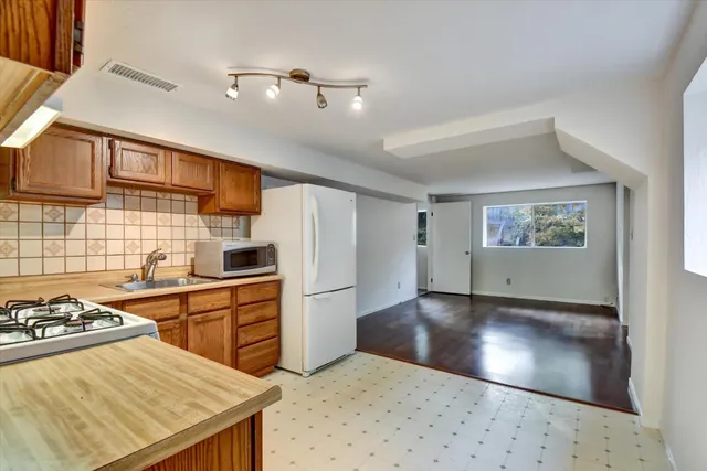 $1,398,000 | 16 Christopher Court, Daly City, CA 94015