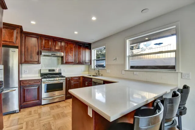 $1,398,000 | 16 Christopher Court, Daly City, CA 94015