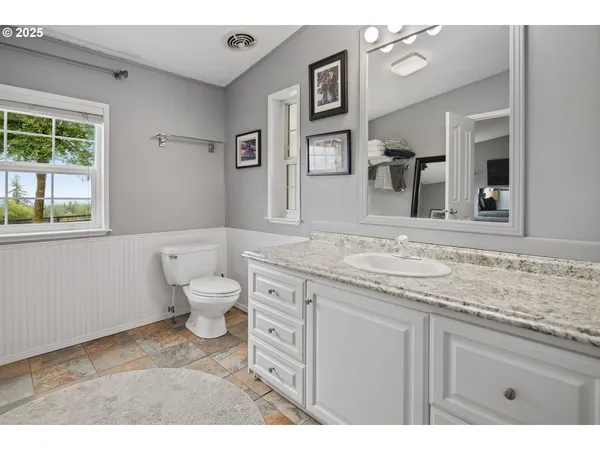 $2,600,000 | 34680 Northeast Kramien Road, Newberg, OR 97132