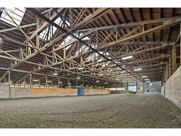 $2,600,000 | 34680 Northeast Kramien Road, Newberg, OR 97132