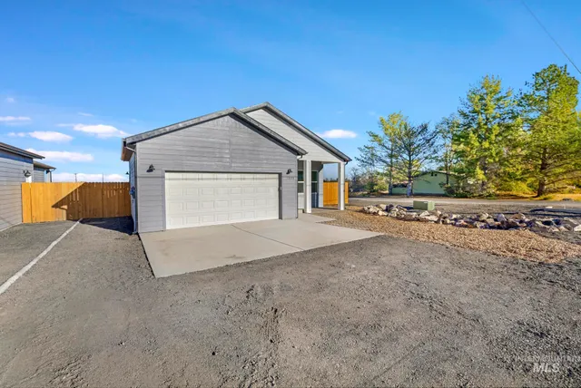 $359,999 | 1800 Poplar Street, Buhl, ID 83316