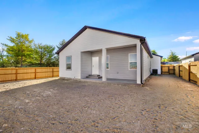 $359,999 | 1800 Poplar Street, Buhl, ID 83316