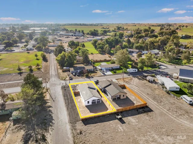 $359,999 | 1800 Poplar Street, Buhl, ID 83316