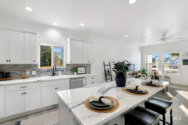 $359,999 | 1800 Poplar Street, Buhl, ID 83316