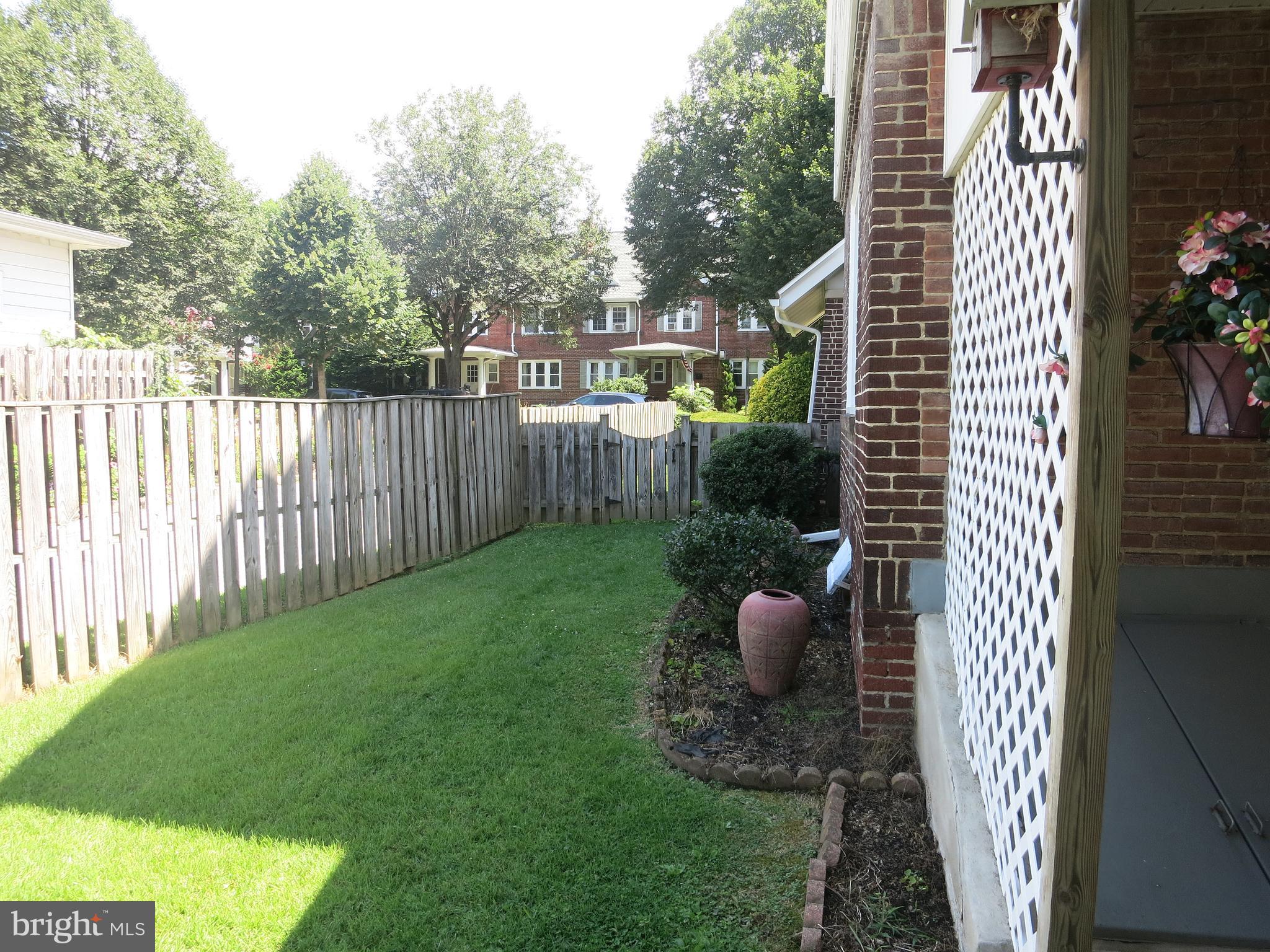 116 South Park Road Wyomissing, PA 19610 - Photo 8 of 48