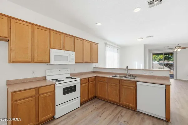 $2,000 | 4188 South Mariposa Drive, Gilbert, AZ 85297