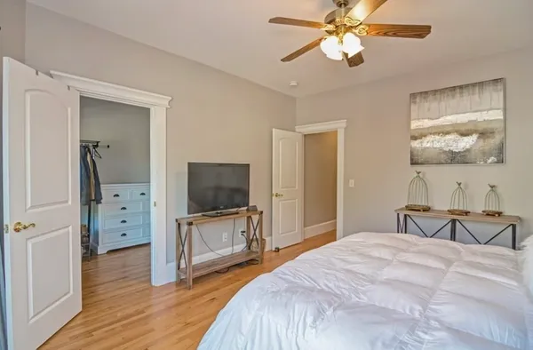 $5,000 | 651 East 6th Street, Unit 2, Boston, MA 02127