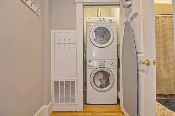 $5,000 | 651 East 6th Street, Unit 2, Boston, MA 02127