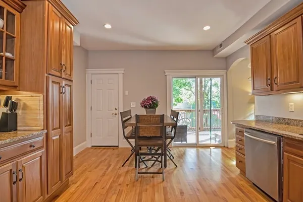 $5,000 | 651 East 6th Street, Unit 2, Boston, MA 02127