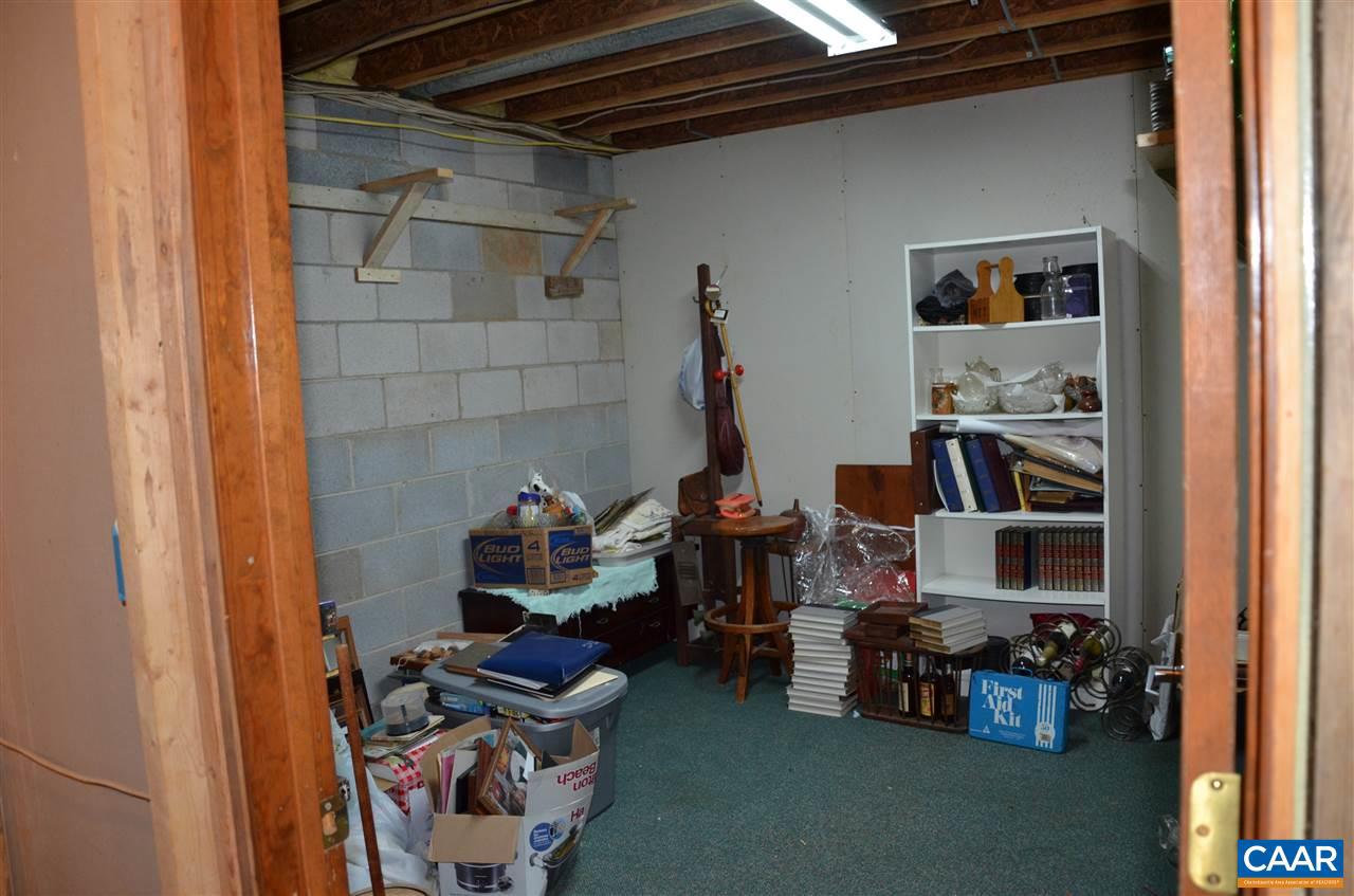 2589 Oakland Road Louisa, VA 23093 - Photo 17 of 27 Gallery Image 17