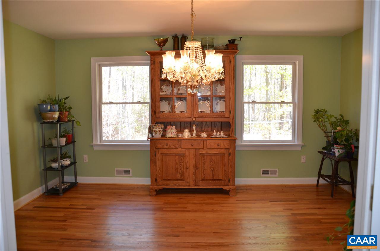 2589 Oakland Road Louisa, VA 23093 - Photo 6 of 27 Gallery Image 6