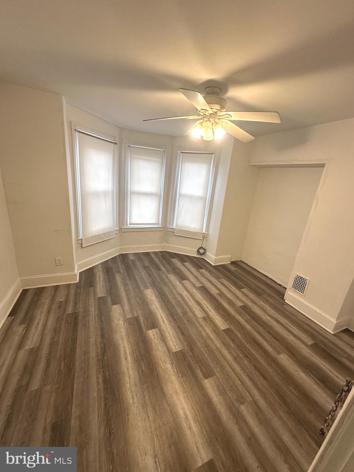 2826 Cedar Street Philadelphia, PA 19134 - Photo 4 of 8 a view of room with window and ceiling fan