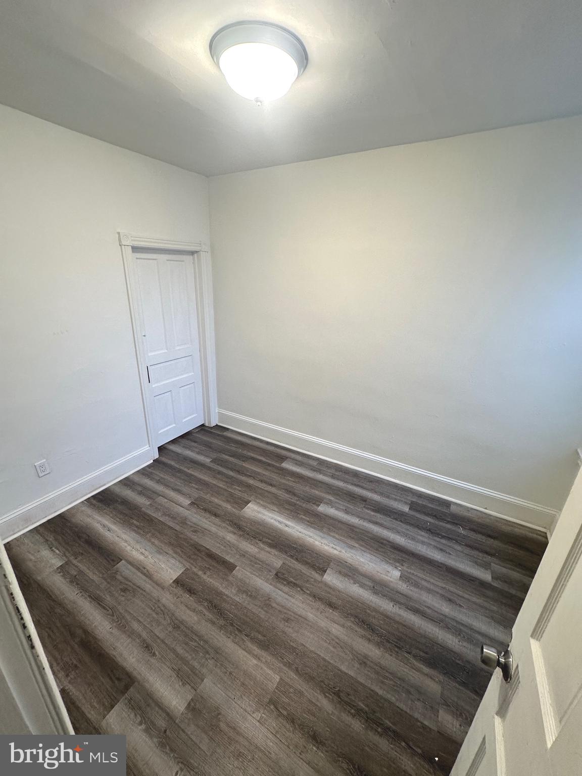 2826 Cedar Street Philadelphia, PA 19134 - Photo 5 of 8