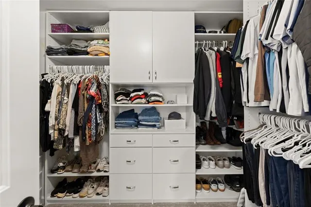 $940,000 | 5620 Preserve Circle, Johns Creek, GA 30005