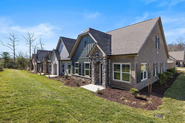 $365,000 | 106 A Founding Way, Unit 27, Lookout Mountain, GA 30750