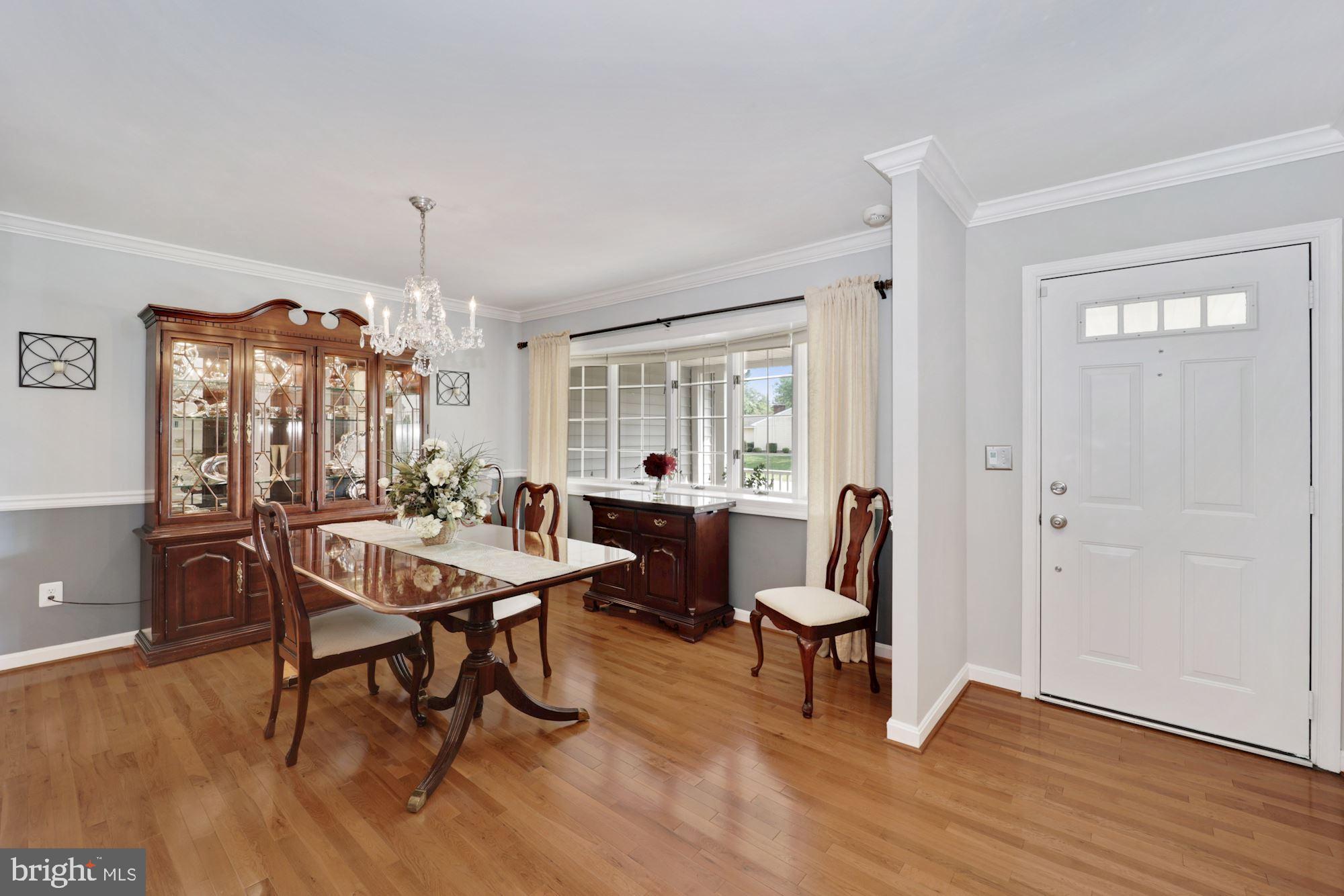 8606 Bali Road Ellicott City, MD 21043 - Photo 8 of 56 Foyer & Dining Room