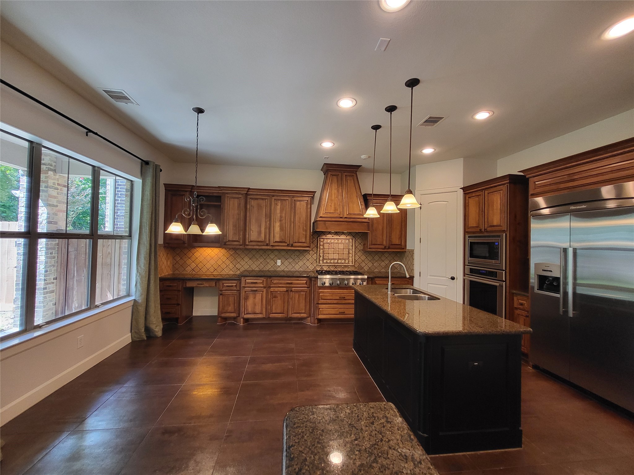 8811 Van Allen Drive The Woodlands, TX 77381 - Photo 14 of 36