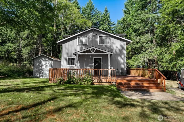 $439,900 | 415 West Herron Boulevard Northwest, Lakebay, WA 98349