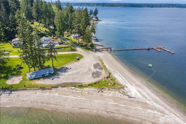 $439,900 | 415 West Herron Boulevard Northwest, Lakebay, WA 98349
