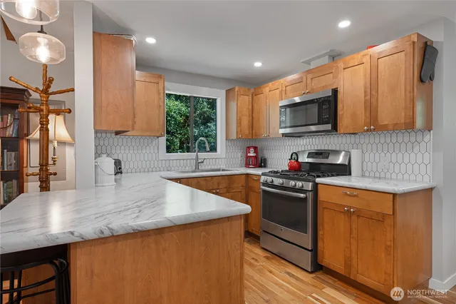 $439,900 | 415 West Herron Boulevard Northwest, Lakebay, WA 98349